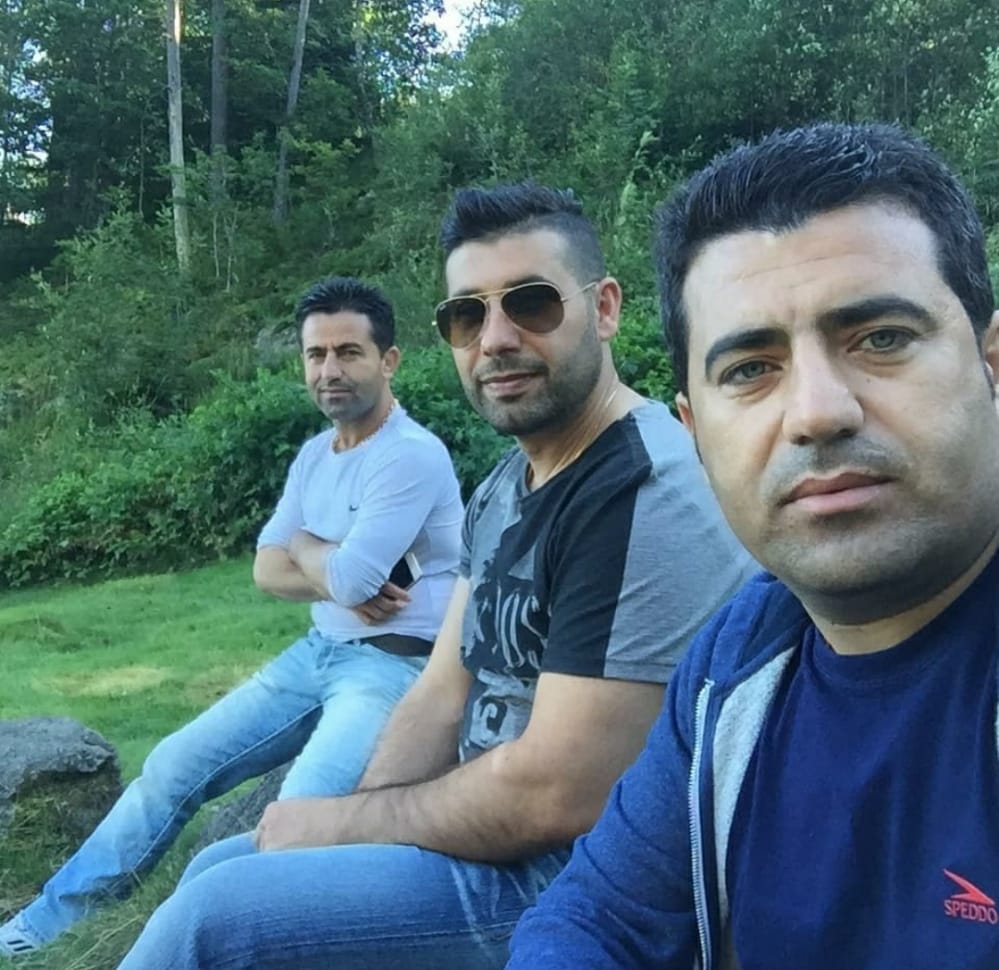 آیت احمدنژاد با به یو وه ش وه ش